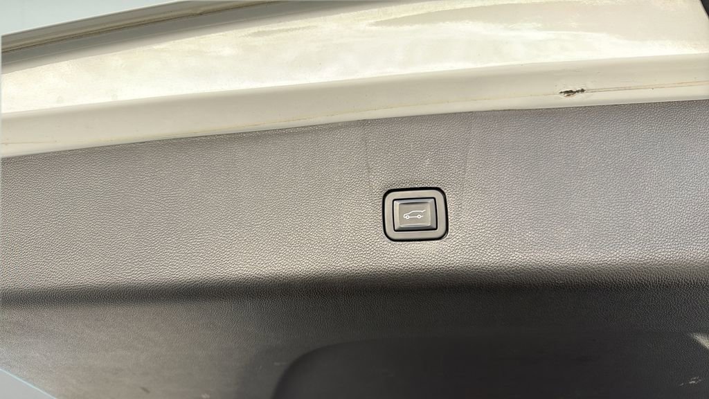 Used 2019 Chevrolet Traverse Premier w/ Redline Edition image 22