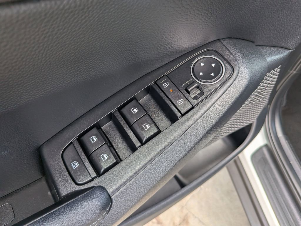 Certified 2024 Kia Seltos X-Line AWD/4WD image 19
