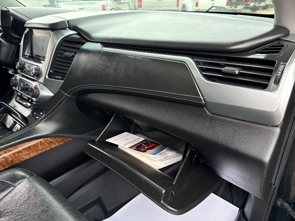 Used 2018 Chevrolet Suburban Premier AWD/4WD image 50