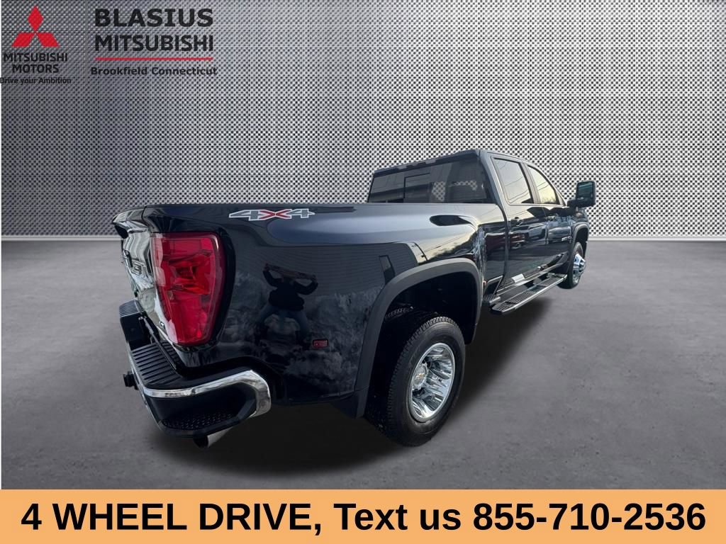 Used 2024 Chevrolet Silverado 3500 LT w/ True North Edition AWD/4WD image 6