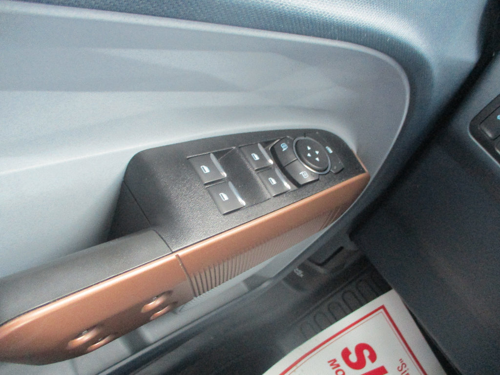 Used 2022 Ford Maverick Lariat image 17