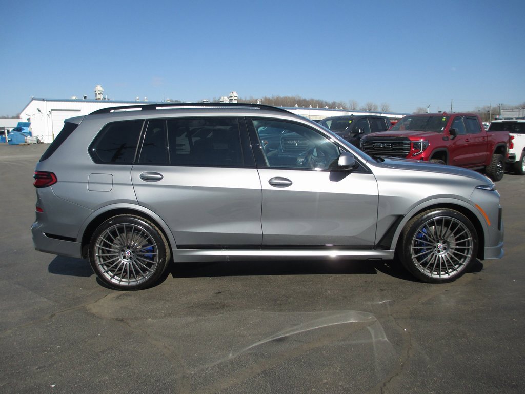 Used 2026 BMW ALPINA XB7 image 4