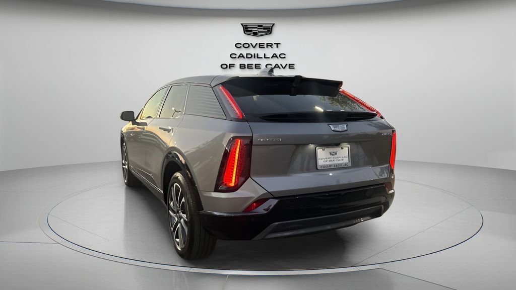 Certified 2025 Cadillac Optiq Sport 2 w/ LPO, Floor Liner Package image 7