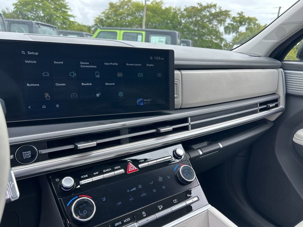 Used 2024 Hyundai Santa Fe SEL image 12