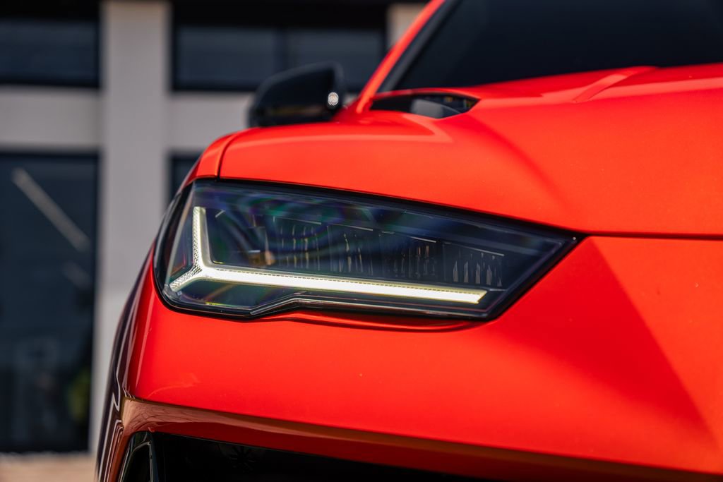 Used 2024 Lamborghini Urus S AWD/4WD image 10