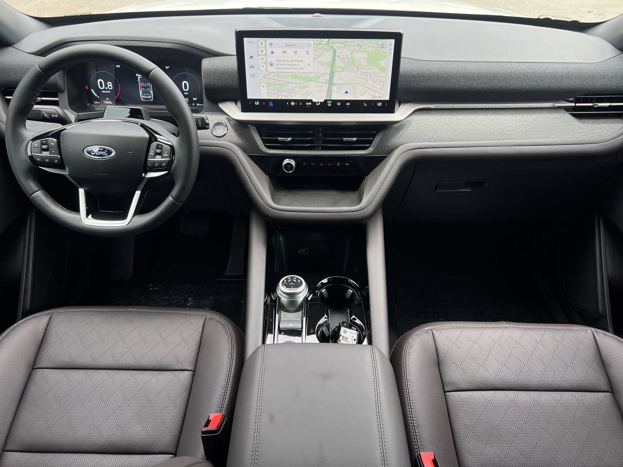 New 2026 Ford Explorer Platinum RWD image 2