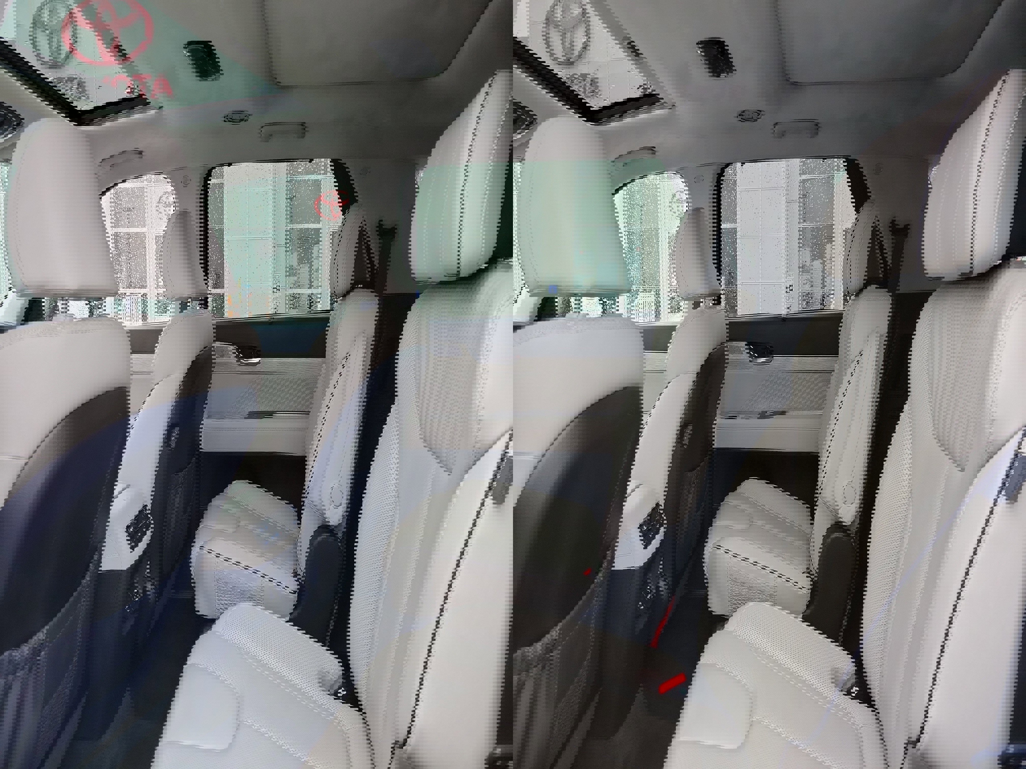 Used 2024 Hyundai Palisade Calligraphy image 11