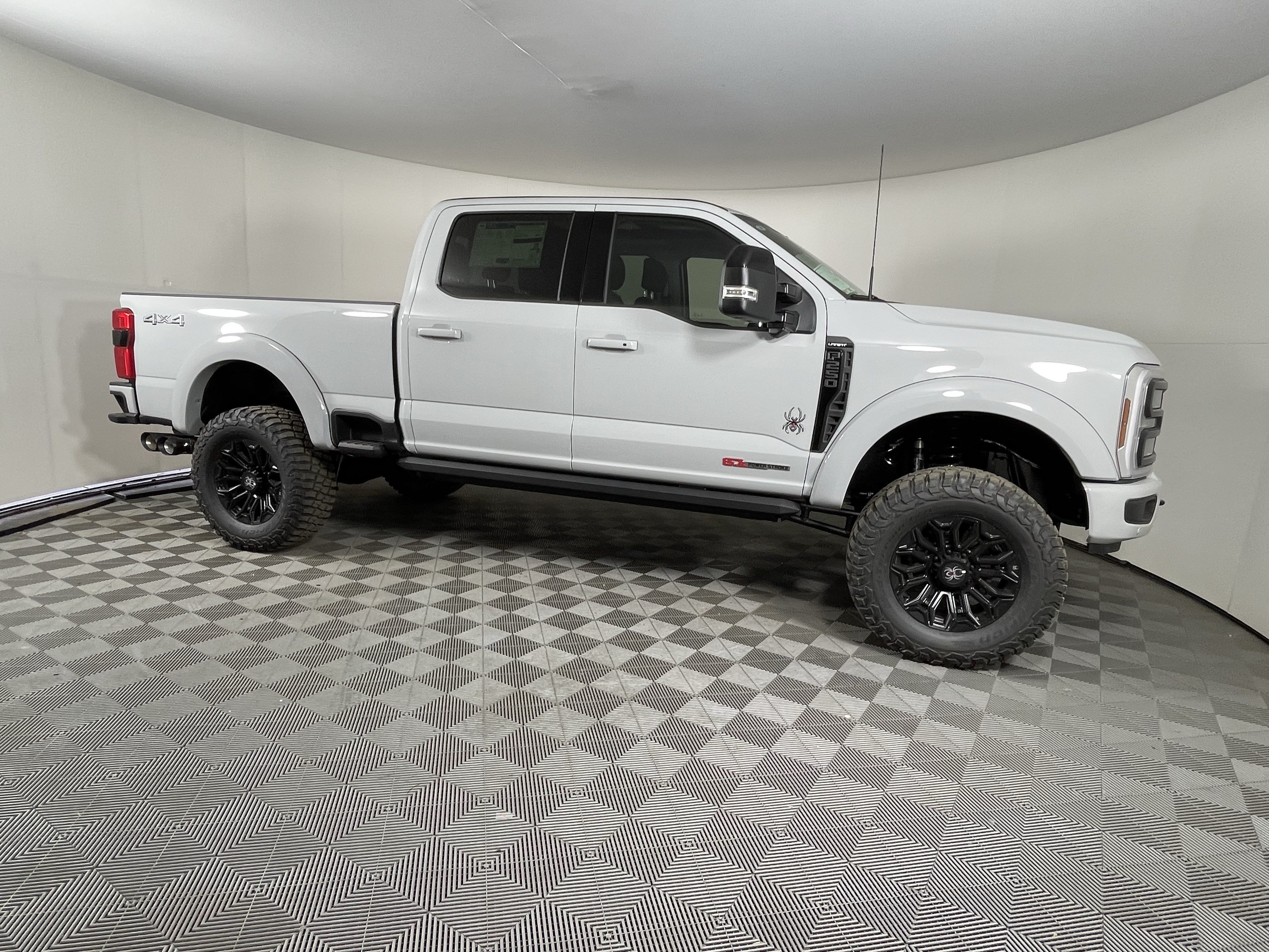 New 2026 Ford F250 Lariat w/ Black Appearance Package AWD/4WD image 6
