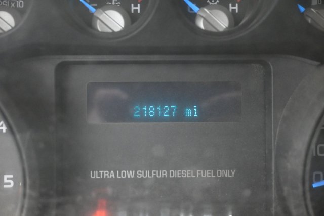Used 2015 Ford F250 XL w/ Power Equipment Group AWD/4WD image 19
