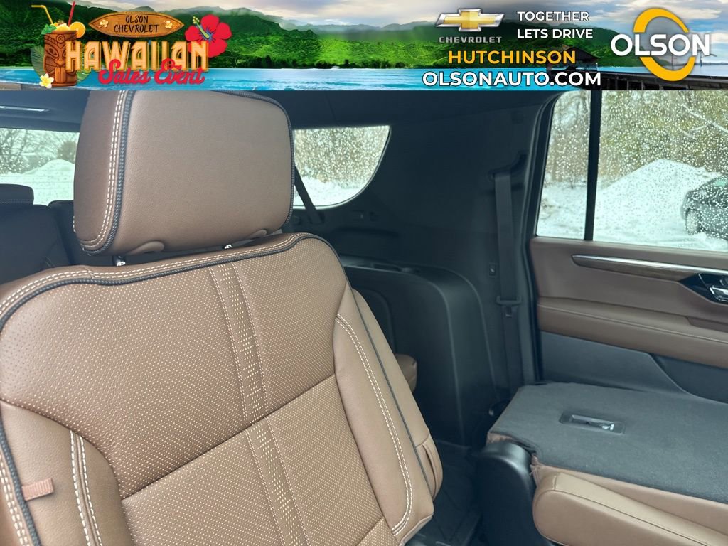 New 2026 Chevrolet Suburban High Country image 40