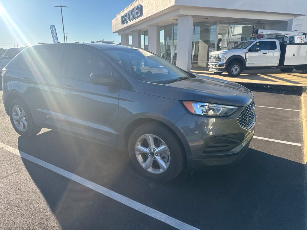 Used 2024 Ford Edge SE AWD/4WD image 14