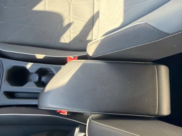 Used 2025 Volkswagen Jetta Sport FWD image 33