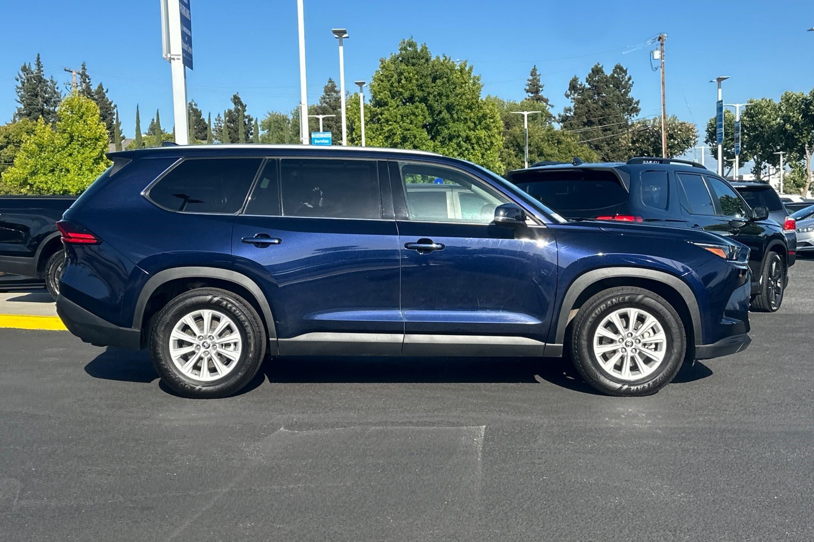 Used 2025 Toyota Grand Highlander FWD image 7