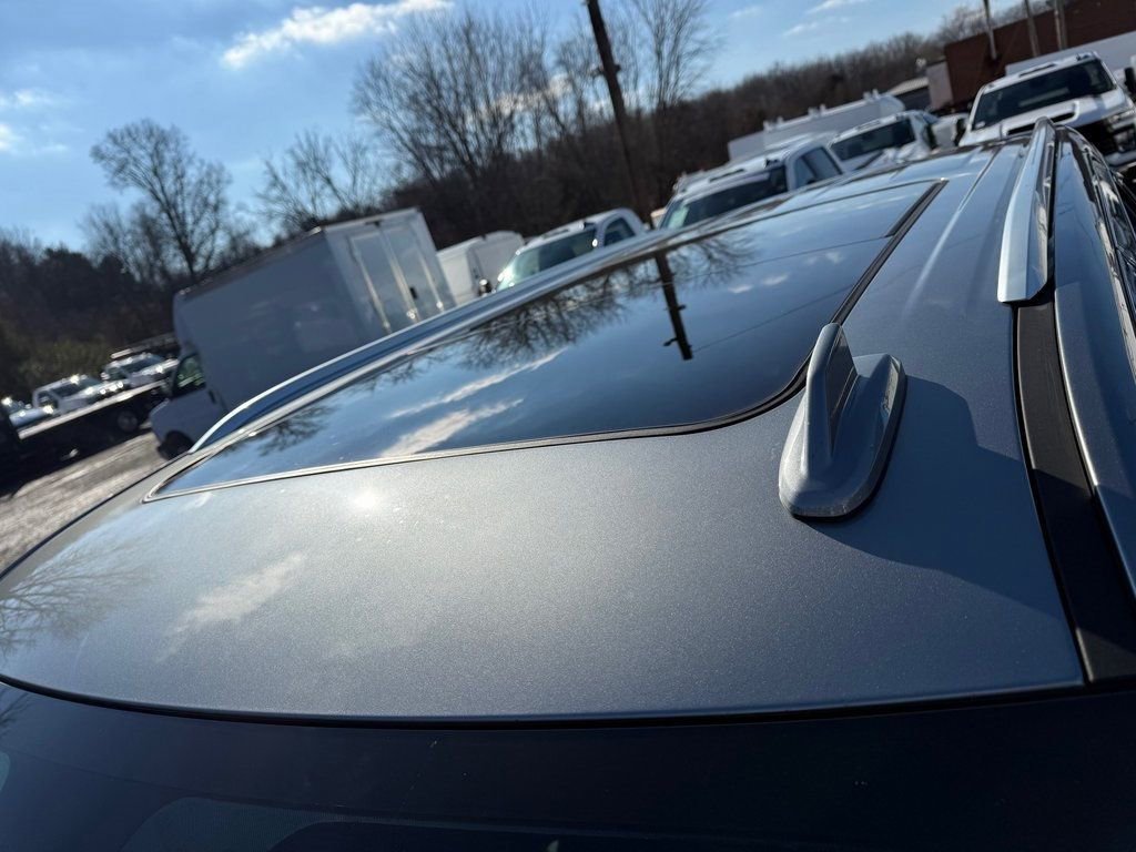 Used 2023 Chevrolet Tahoe Premier image 10