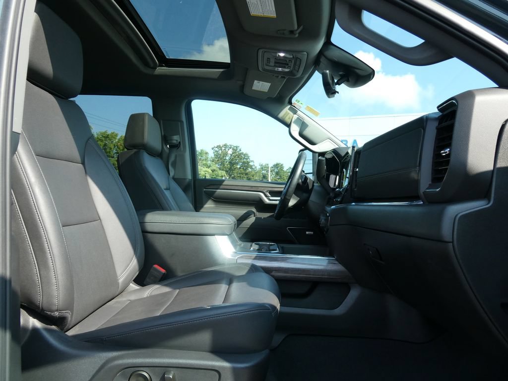 Certified 2025 Chevrolet Silverado 2500 LTZ w/ Trail Boss Package AWD/4WD image 15