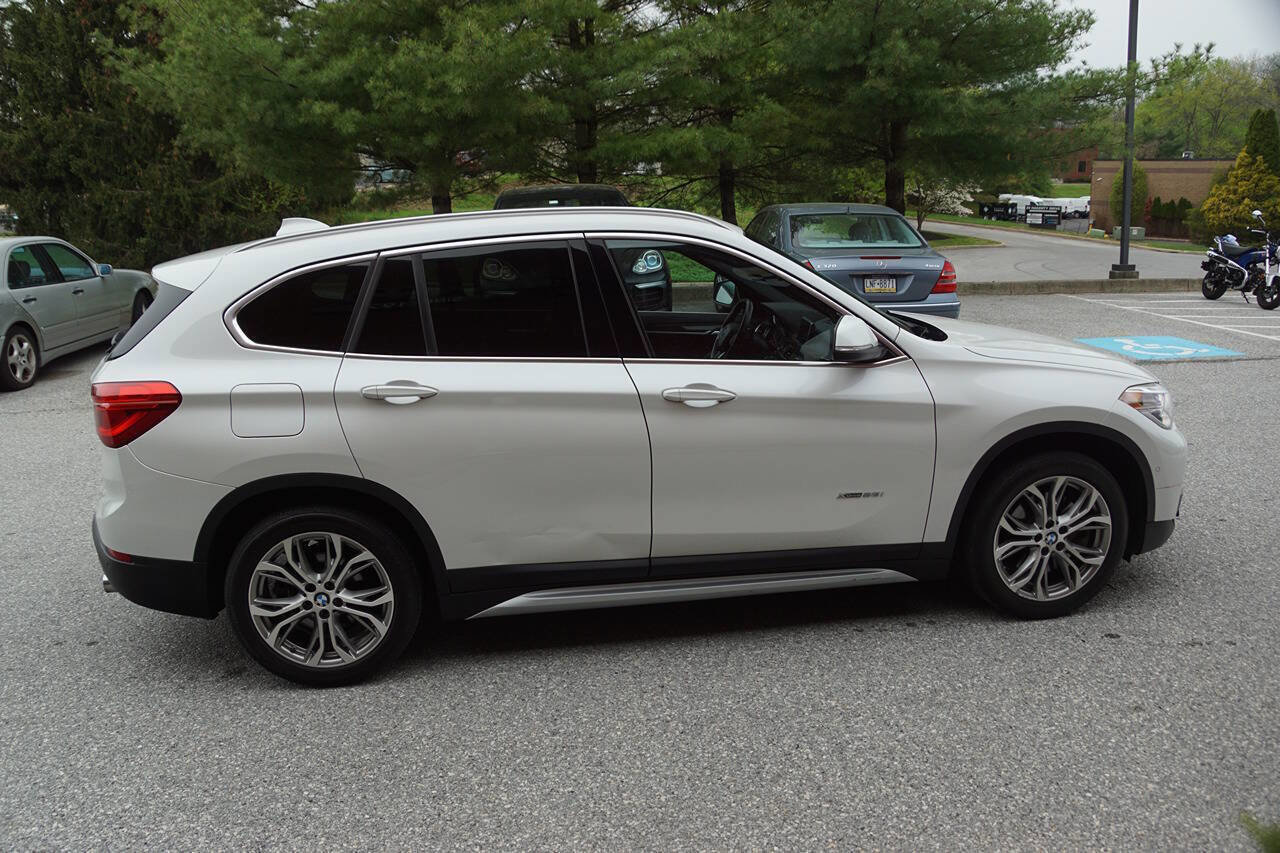 Used 2017 BMW X1 xDrive28i image 10