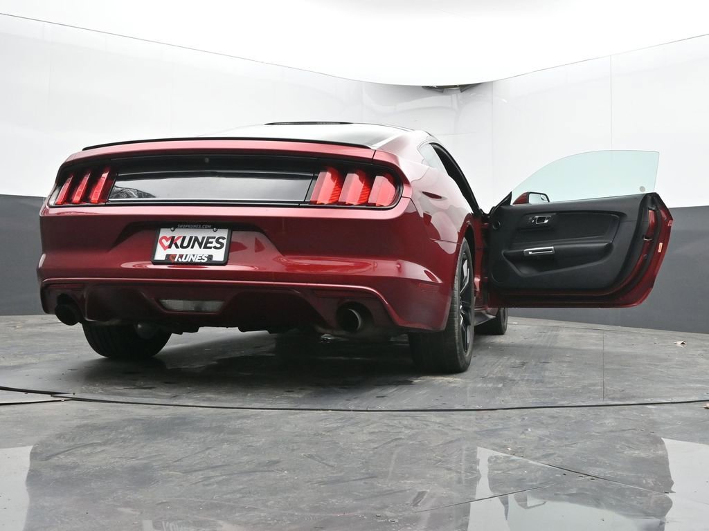 Used 2017 Ford Mustang Coupe RWD image 62