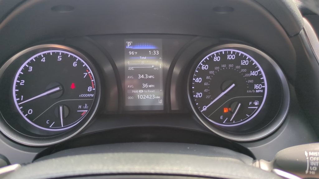 Used 2021 Toyota Camry SE FWD image 21