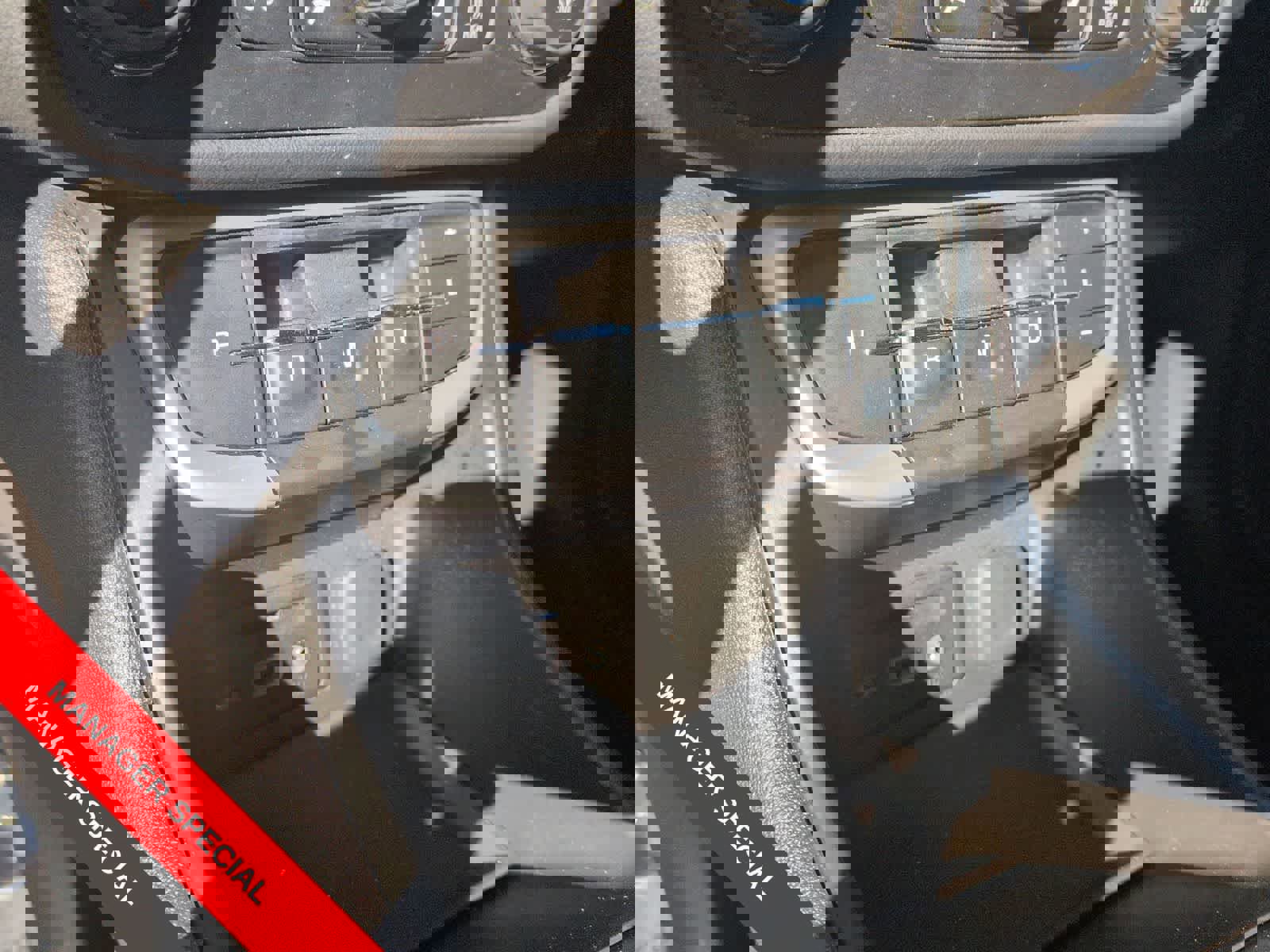 Used 2023 GMC Terrain SLT image 29