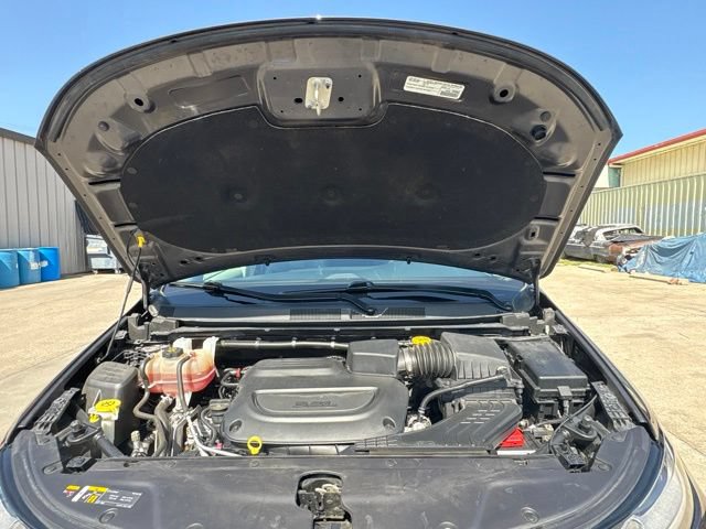 Used 2023 Chrysler Pacifica Touring-L FWD image 35