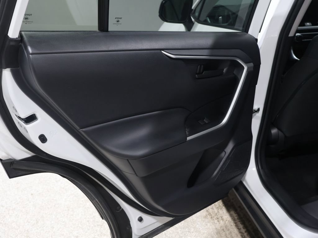 Used 2024 Toyota RAV4 LE image 19