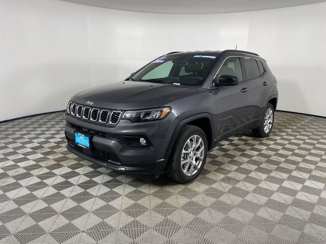 Used 2024 Jeep Compass Latitude