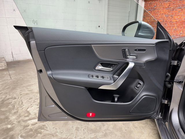 Used 2025 Mercedes-Benz CLA 250 4MATIC image 10