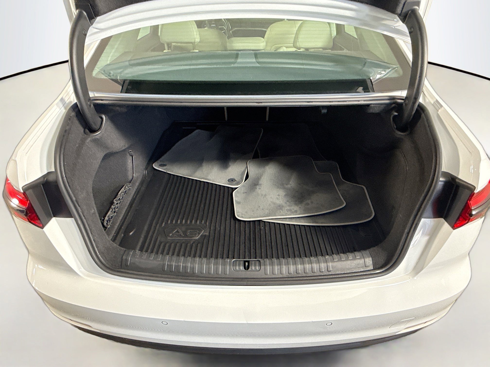 Used 2021 Audi A6 2.0T Premium w/ Convenience Package image 35