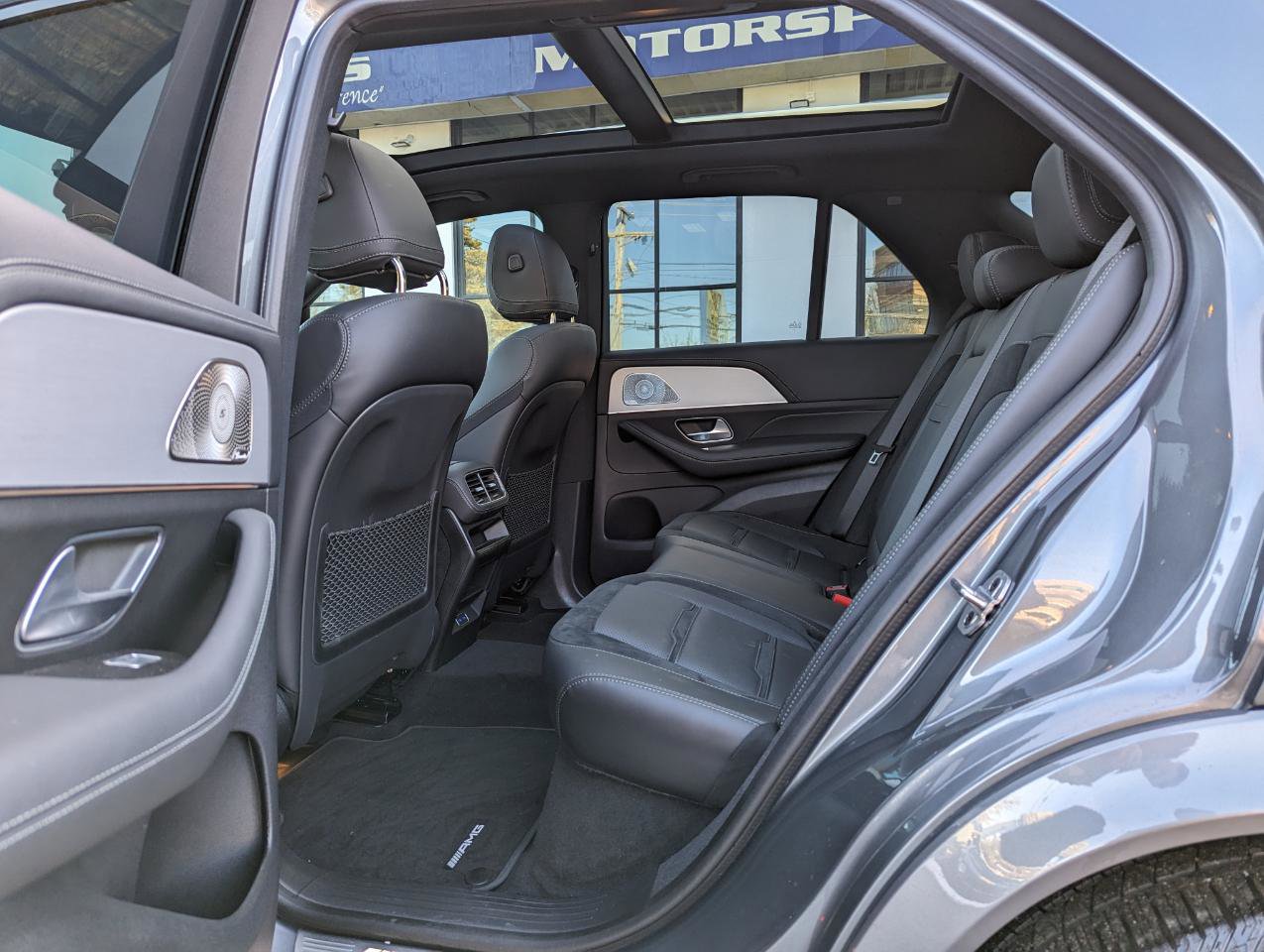 Used 2024 Mercedes-Benz GLE 53 AMG 4MATIC image 40