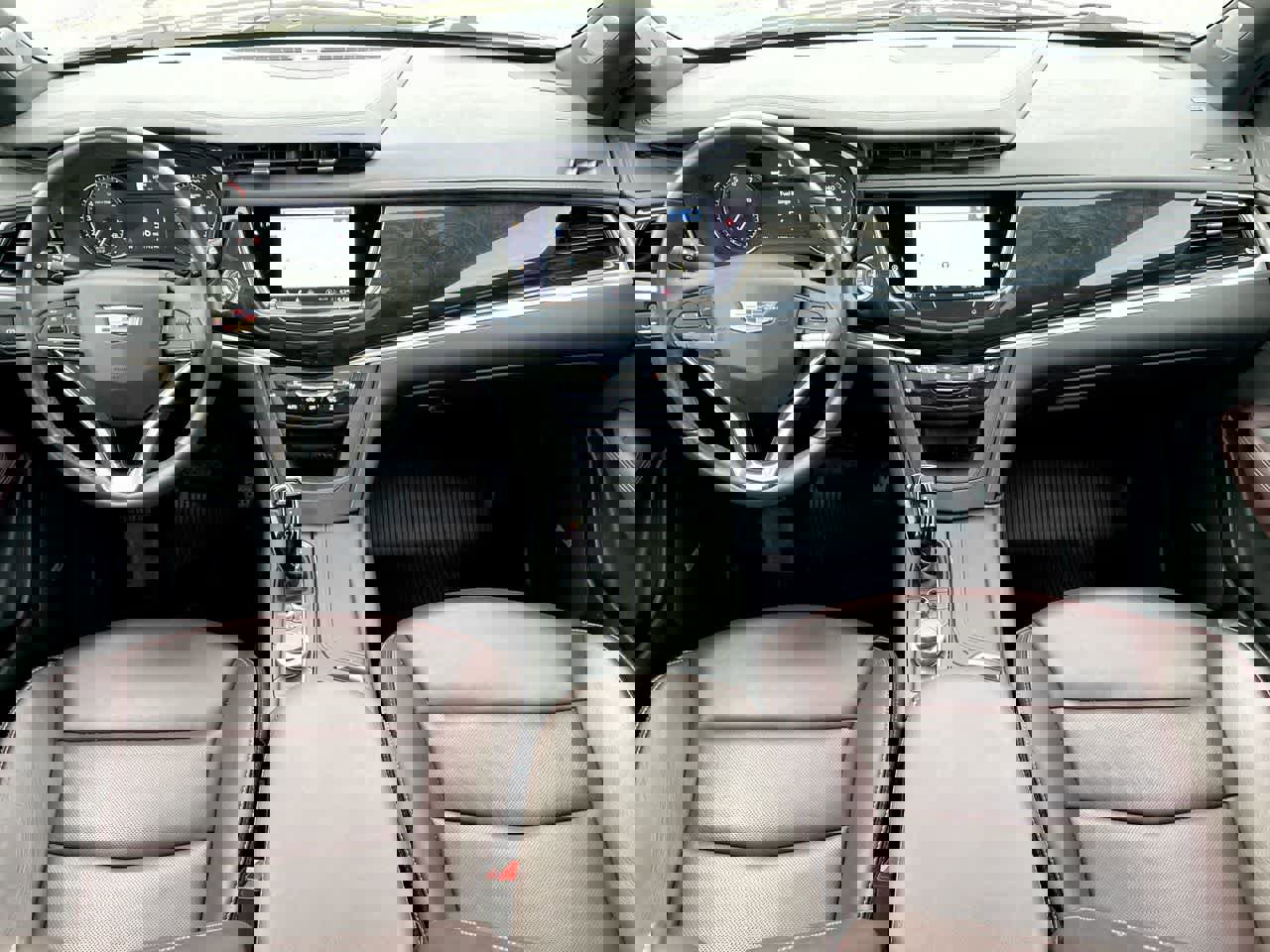 Used 2024 Cadillac XT6 Premium Luxury w/ LPO, Floor Liner Package image 27