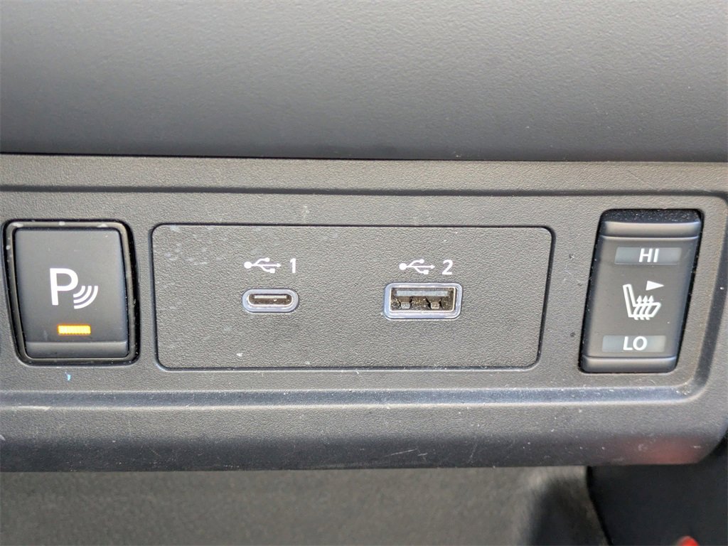 Used 2023 Nissan Frontier PRO-4X w/ Pro Convenience Package image 23