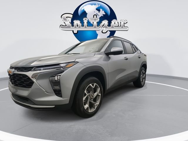New 2026 Chevrolet Trax LT w/ Driver Confidence Package FWD image 5