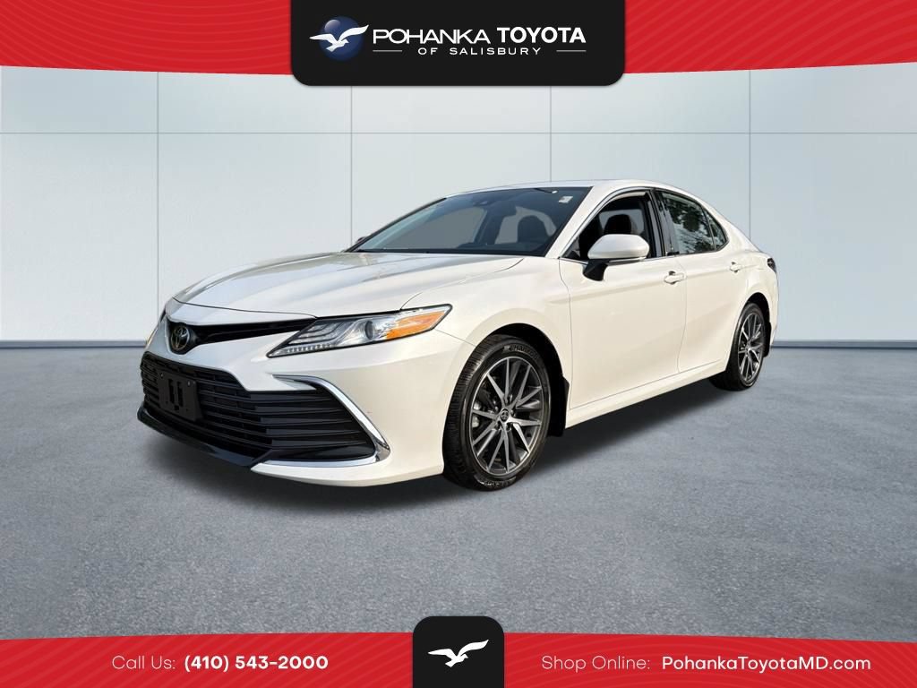 Used 2024 Toyota Camry XLE AWD/4WD image 1