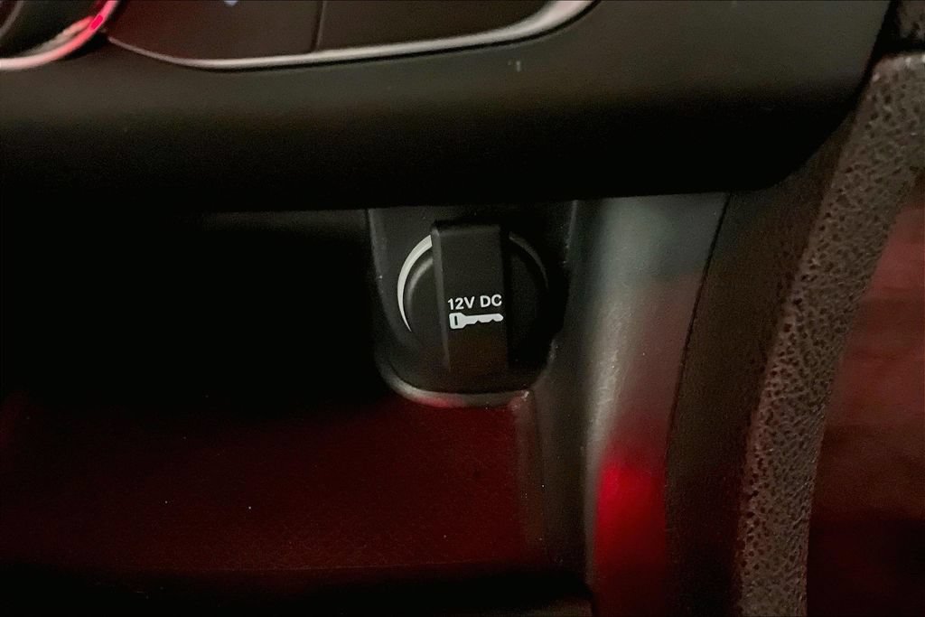 Used 2018 Dodge Charger R/T Scat Pack RWD image 16