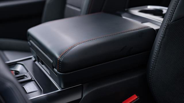 Used 2025 Ford F150 Raptor image 39