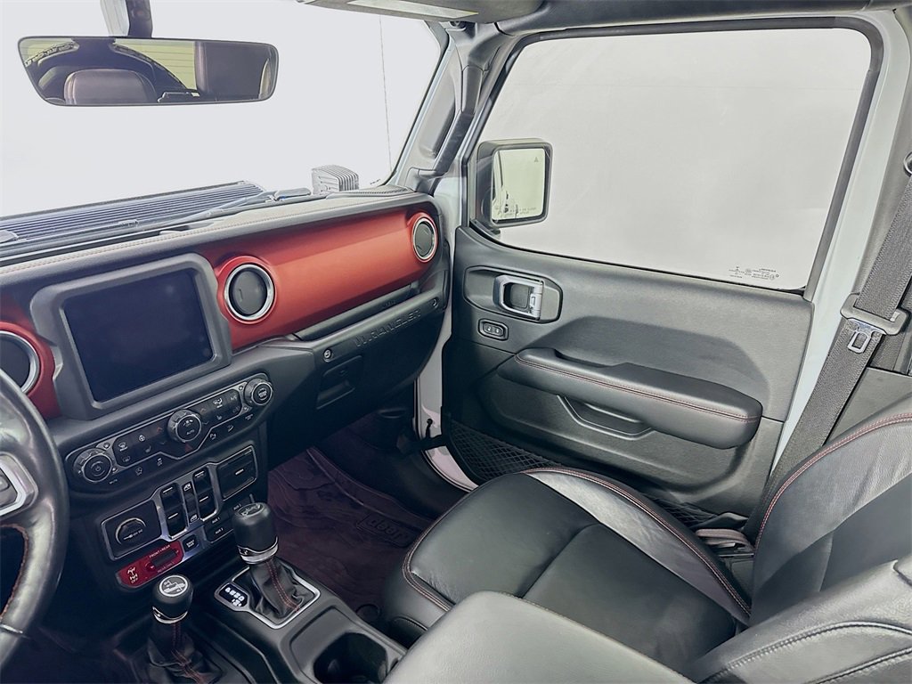 Used 2018 Jeep Wrangler Unlimited Rubicon image 24