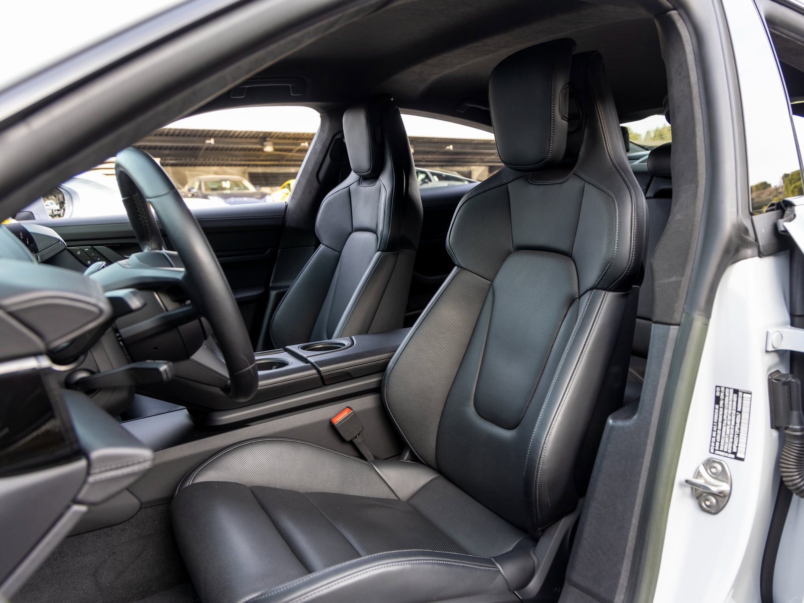 Certified 2023 Porsche Taycan GTS image 5