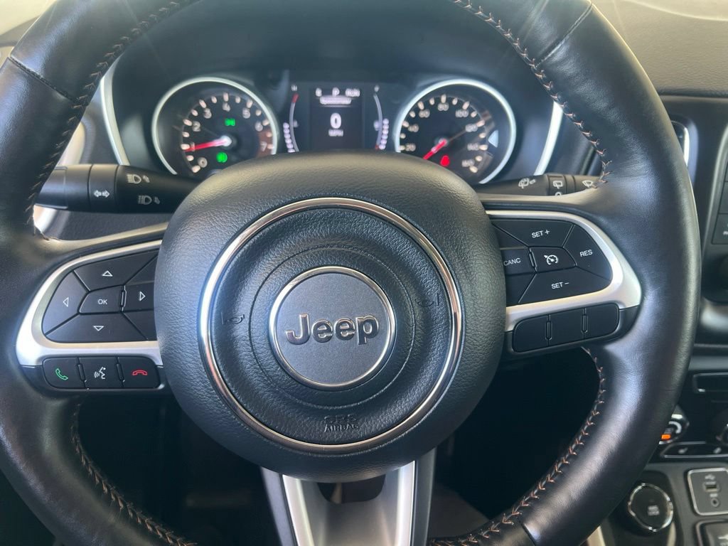 Used 2018 Jeep Compass Latitude w/ Cold Weather Group AWD/4WD image 61