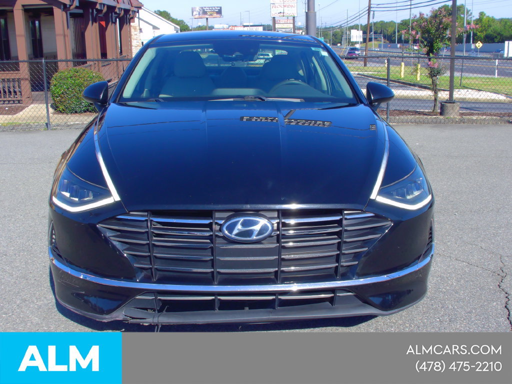 Used 2022 Hyundai Sonata SE FWD image 2