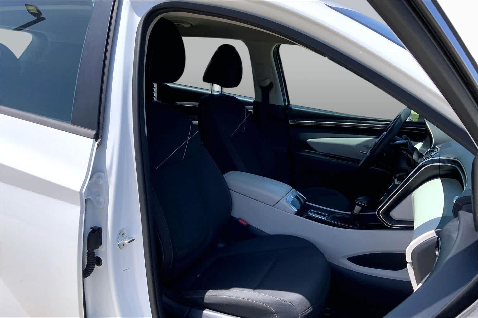 Used 2022 Hyundai Tucson SE FWD image 9
