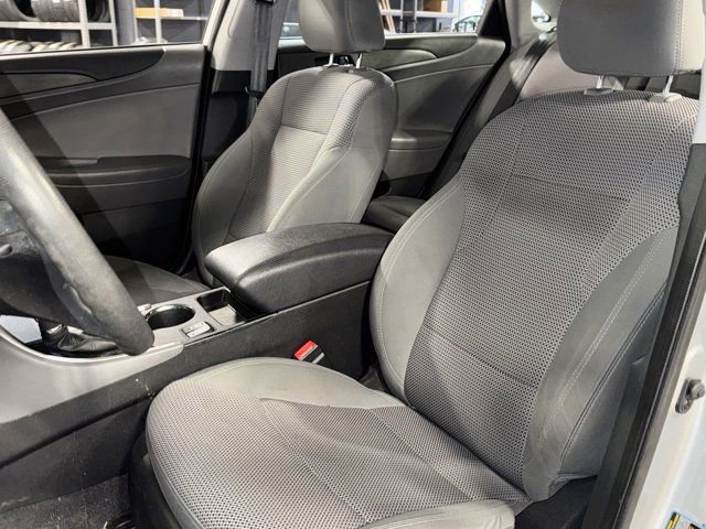 Used 2013 Hyundai Sonata GLS w/ Popular Equipment Pkg image 17