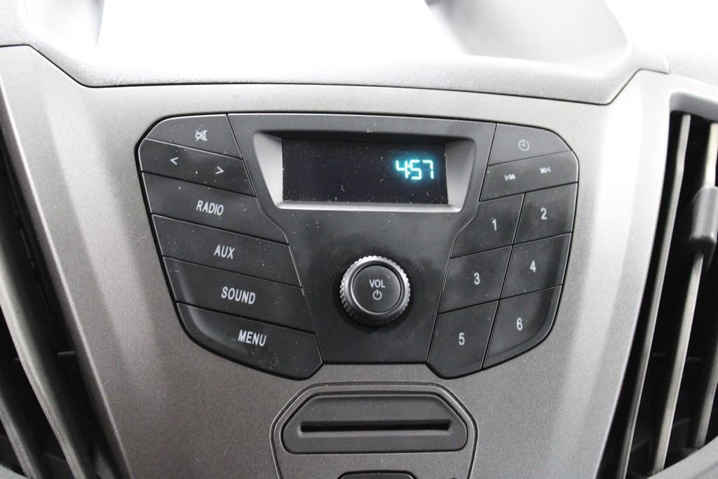 Used 2018 Ford Transit 350 XL image 34