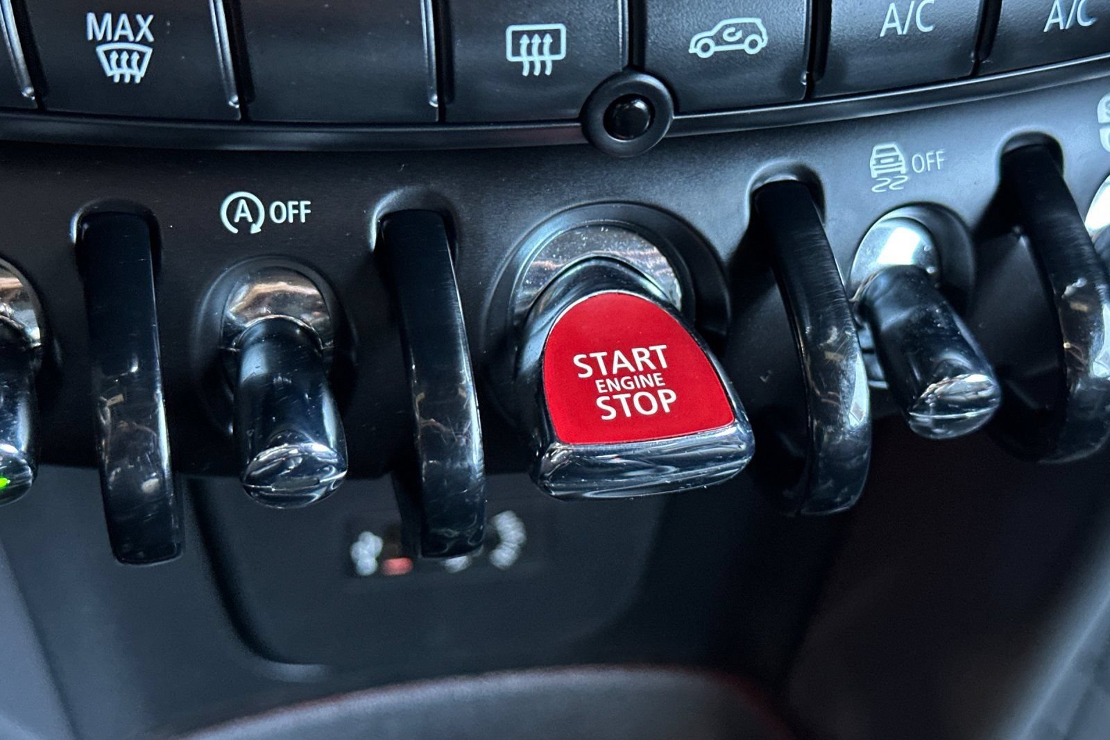 Used 2018 MINI Cooper Convertible FWD image 22
