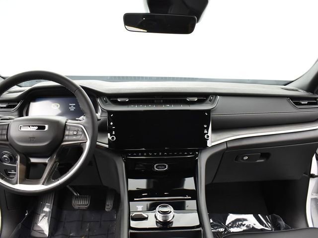 New 2026 Jeep Grand Cherokee Limited image 10