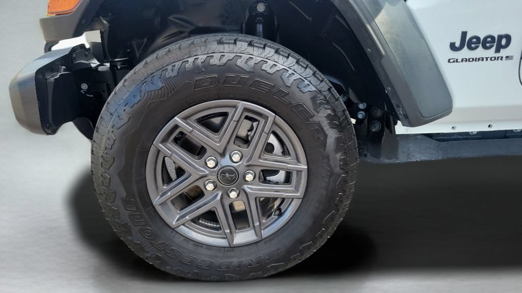Used 2026 Jeep Gladiator Sport AWD/4WD image 26