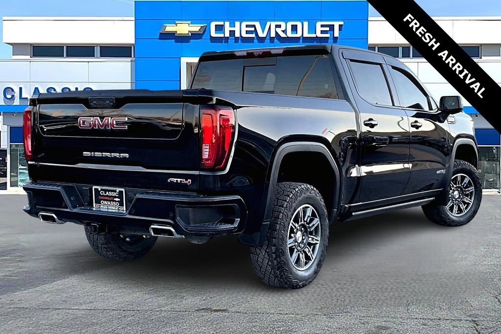 Used 2024 GMC Sierra 1500 AT4 w/ Technology Package image 5