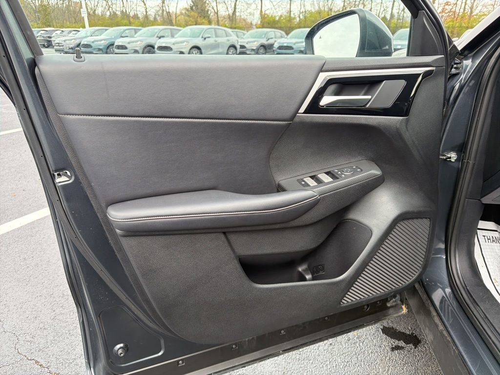 Used 2024 Mitsubishi Outlander SE image 19