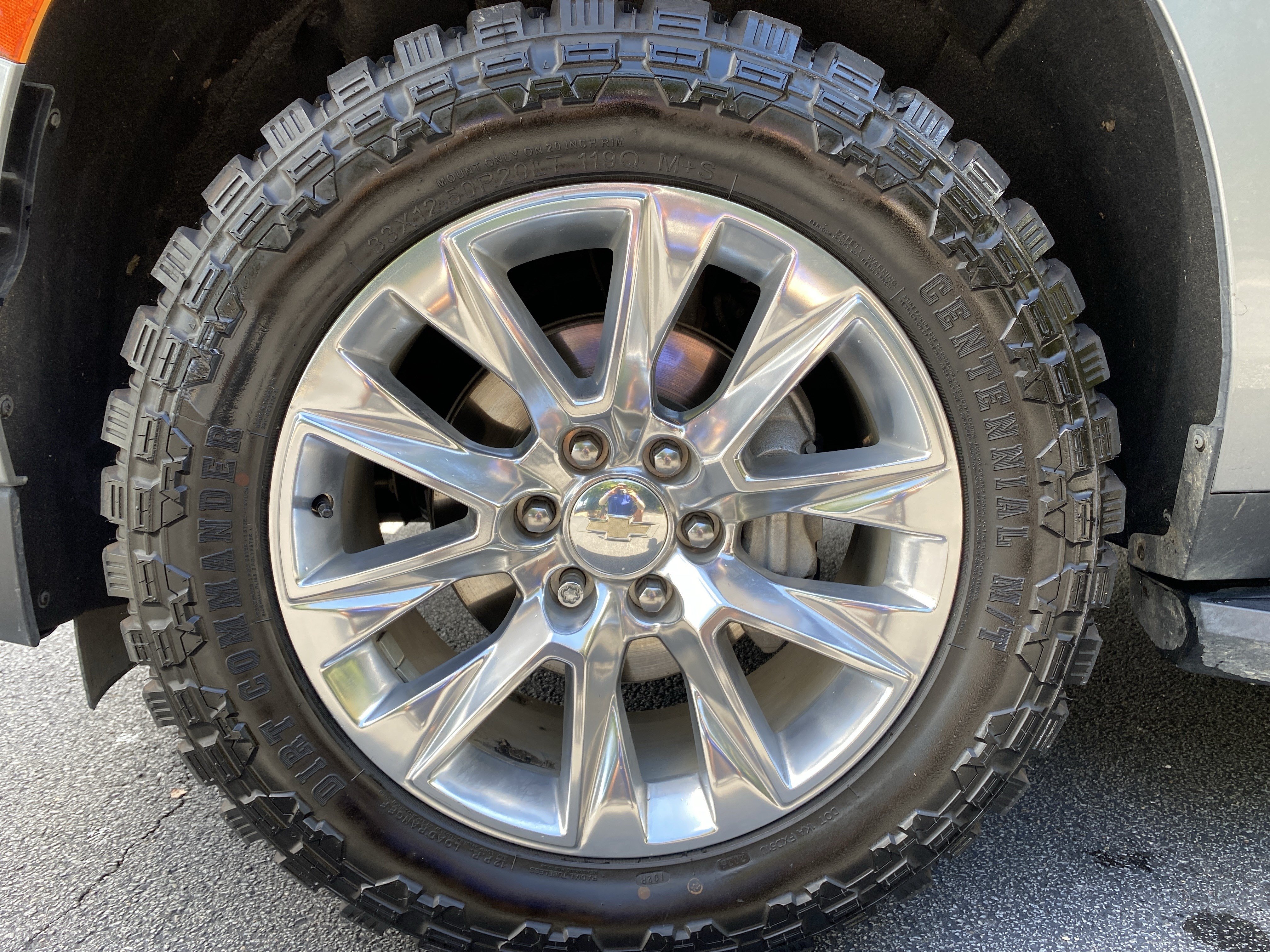 Used 2023 Chevrolet Tahoe Premier AWD/4WD image 44