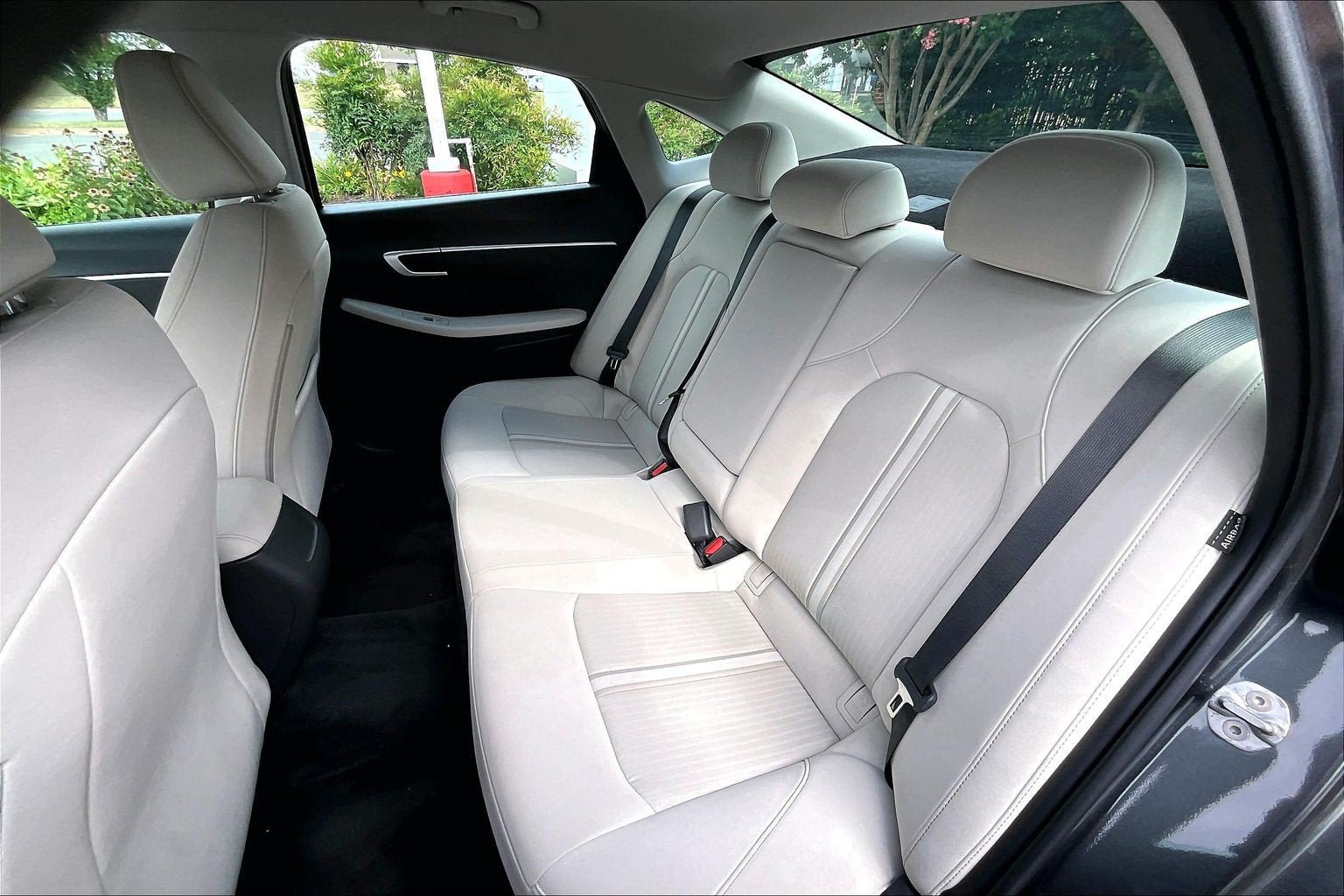 Used 2025 Hyundai Sonata SEL FWD image 23