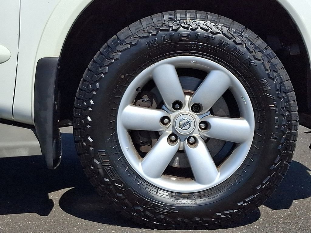 Used 2013 Nissan Armada SV image 8